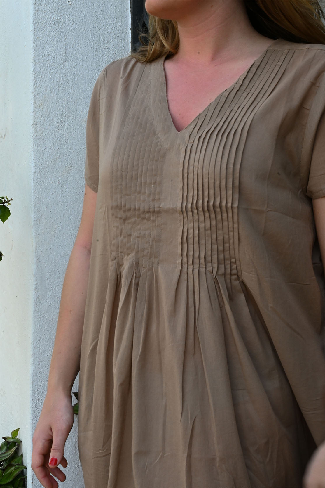 Aarti klänning beige