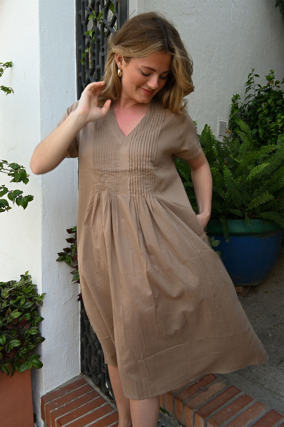Aarti klänning beige